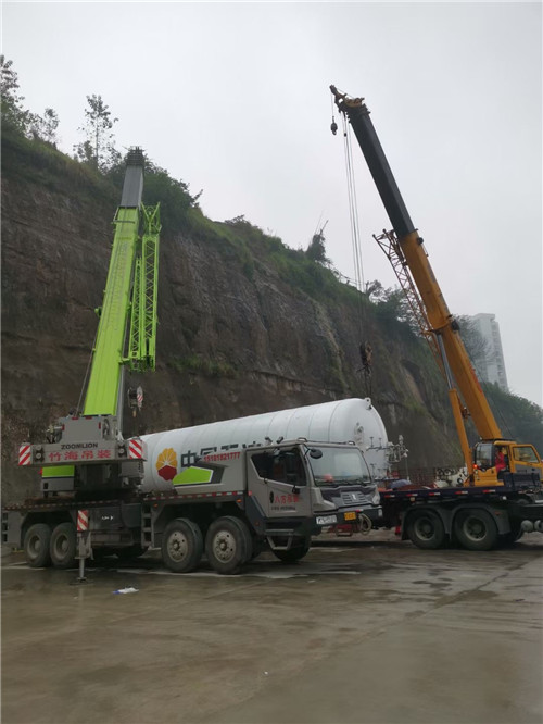 金东区“不怕风雨冻”—— 吊车的 “恶劣环境适应” 技术